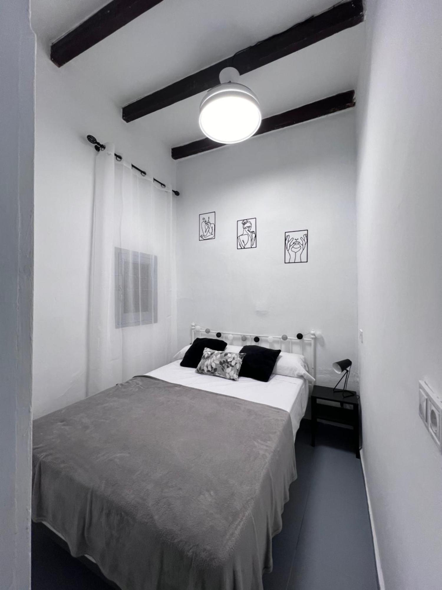 Apartamento Centrico Cerca De La Playa Alicante Luaran gambar