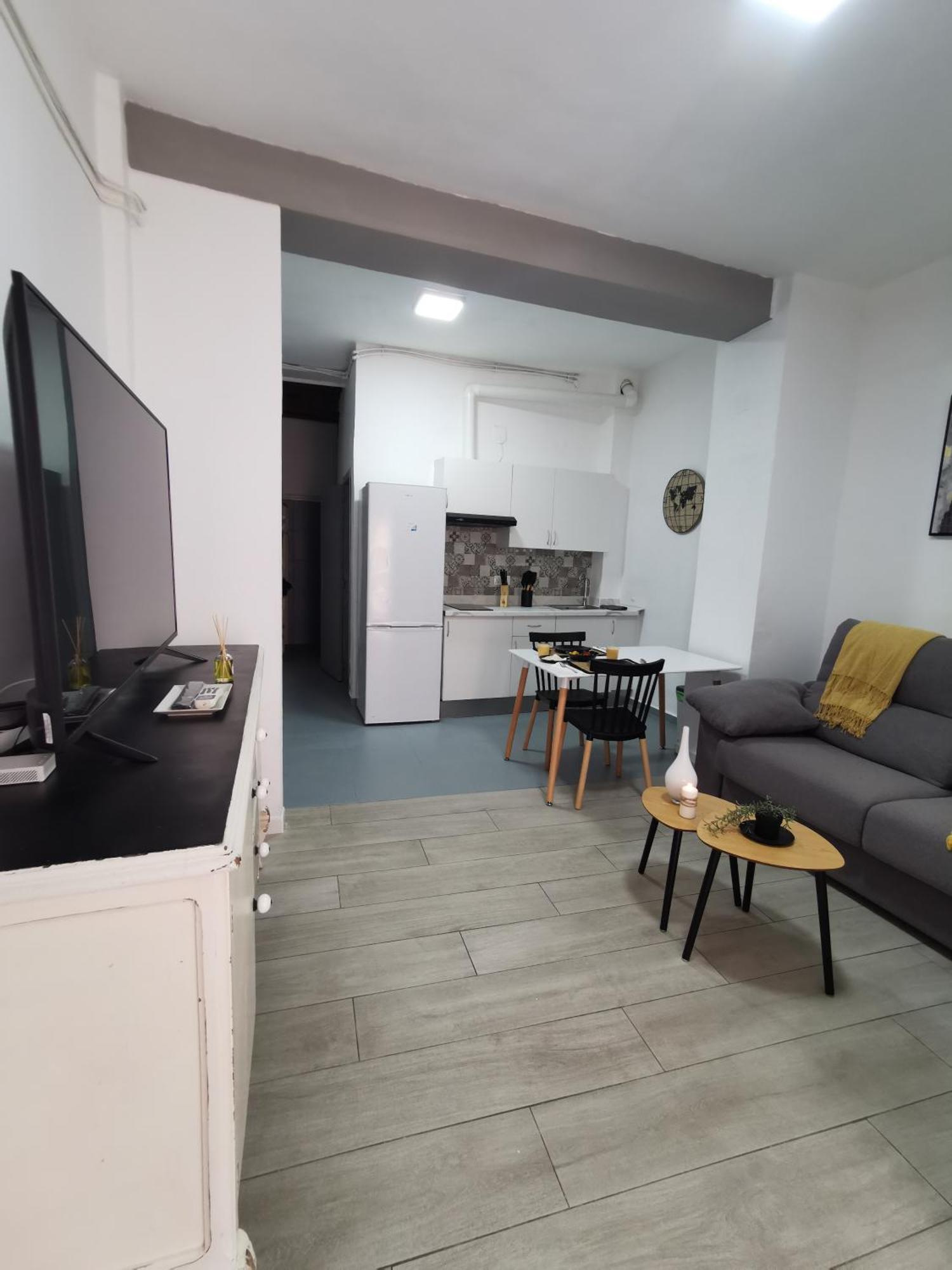 Apartamento Centrico Cerca De La Playa Alicante Luaran gambar